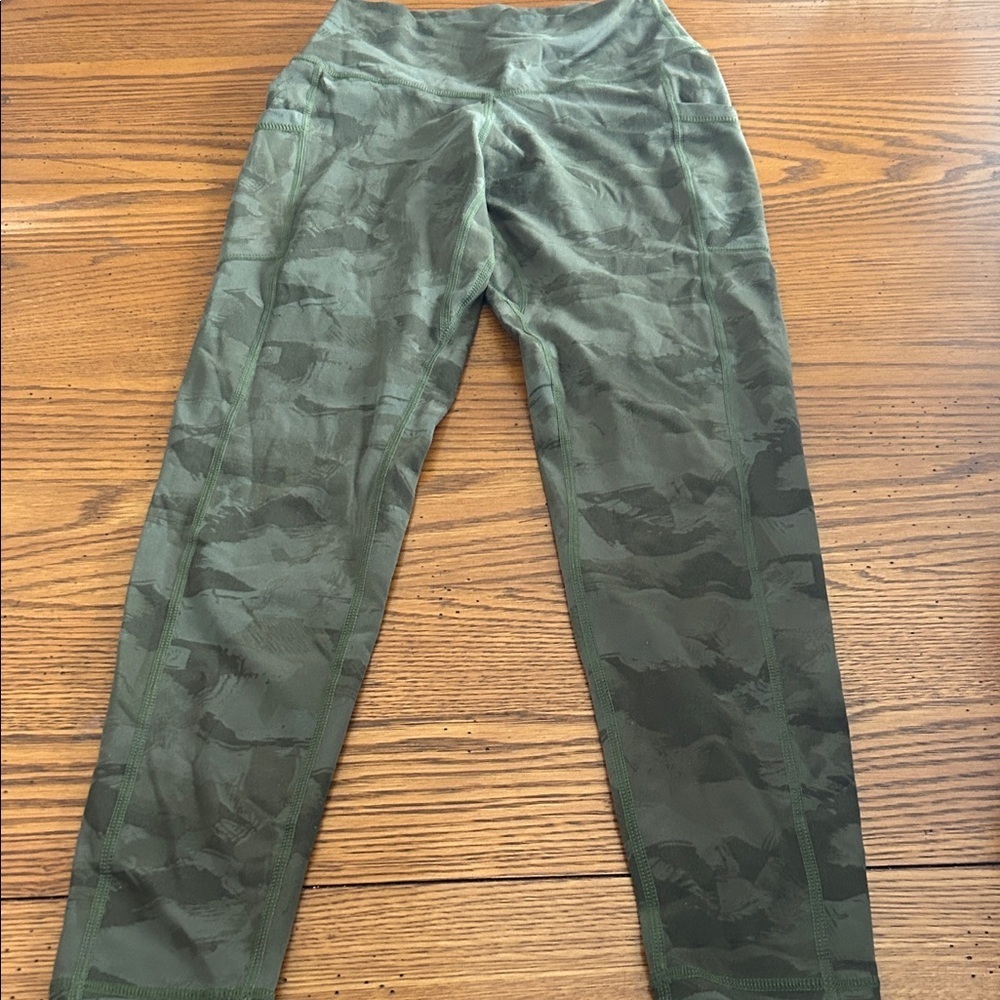 Green Camouflage Leggings